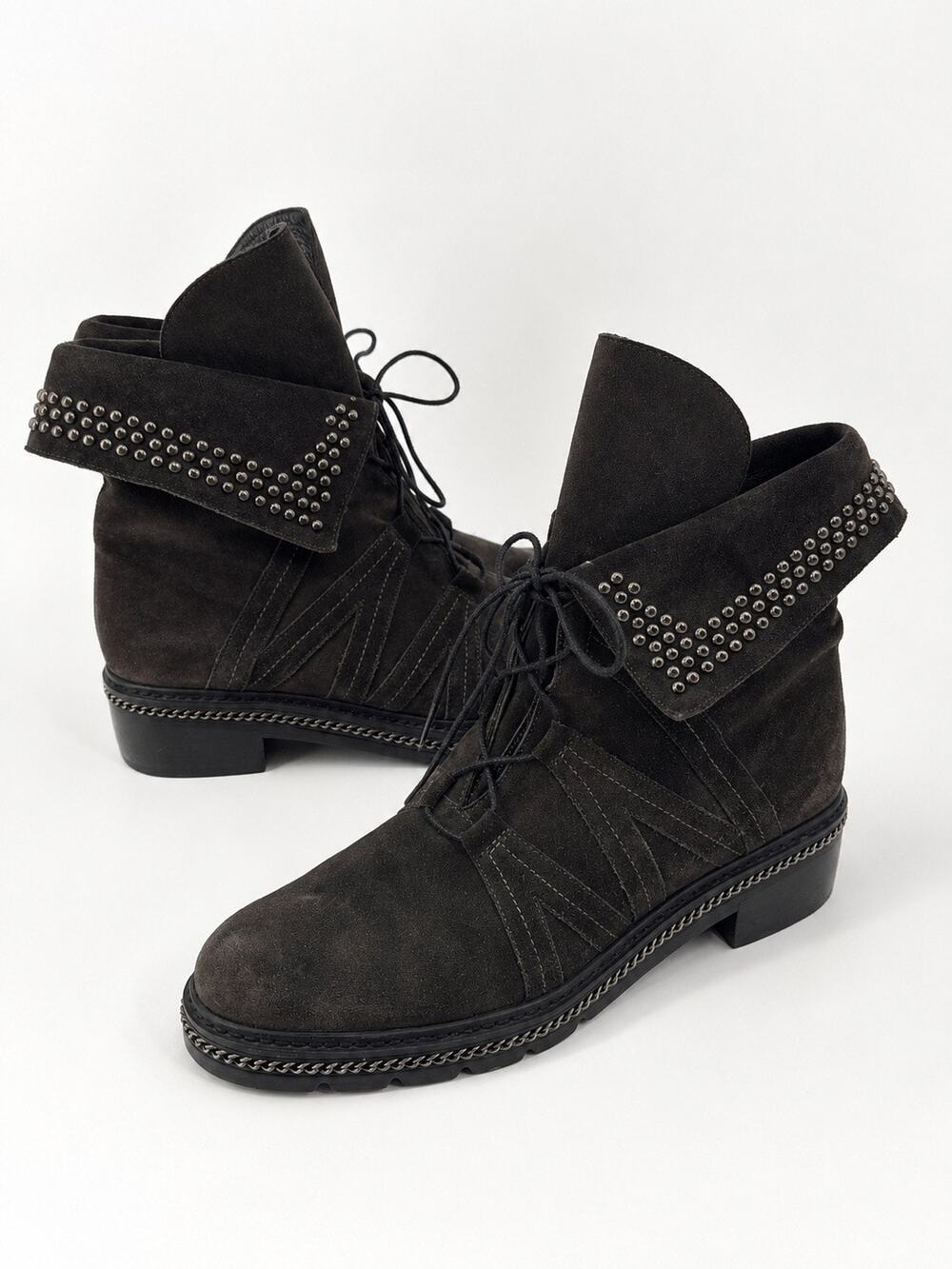 Stuart Weitzman Size 9 M Yadastud Biker Boots Dark Brown Studded MSRP $585